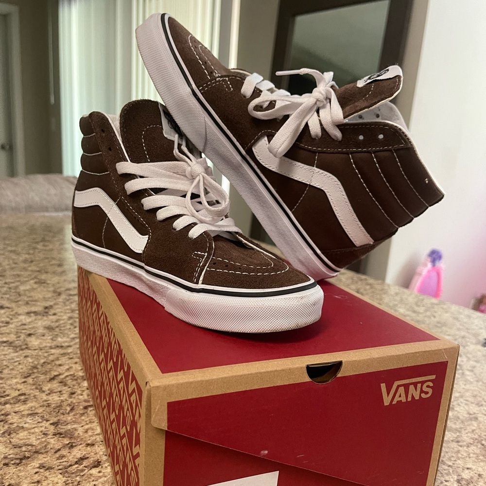 Vans - Picture 4 of 4
